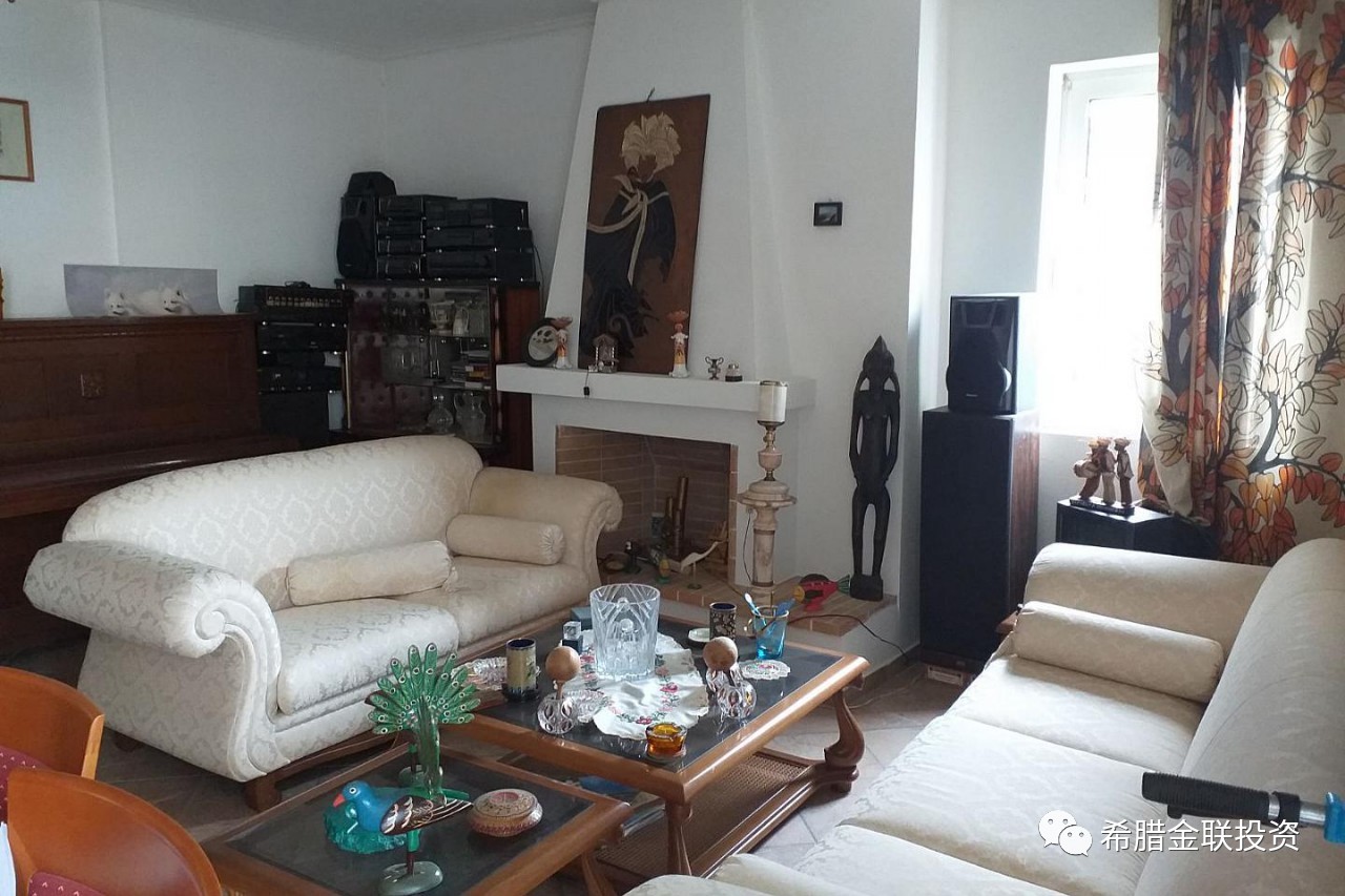 【M1915】Agia Paraskevy地区公寓出售，售价320,000 € 